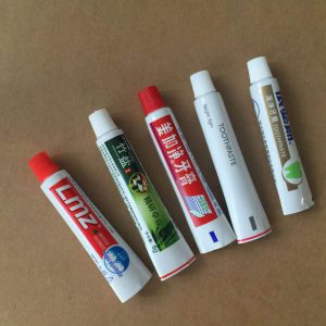 鋁塑復(fù)合片材：鋁箔復(fù)合片材